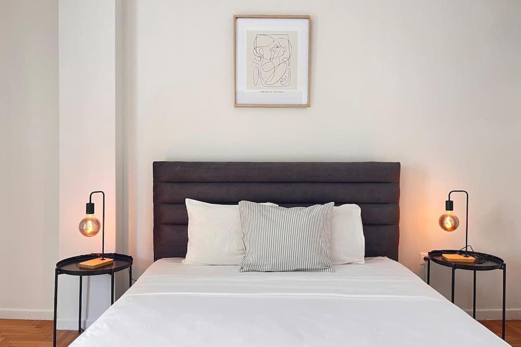 Pame Rentals - 2Bd Home, 4 Min To Acropolis Athens Luaran gambar