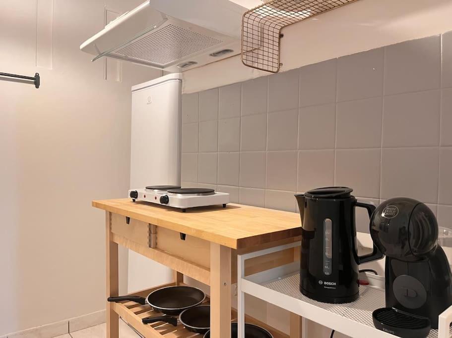 Pame Rentals - 2Bd Home, 4 Min To Acropolis Athens Luaran gambar