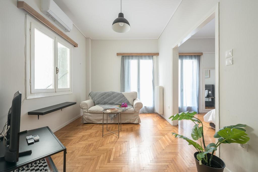 Pame Rentals - 2Bd Home, 4 Min To Acropolis Athens Luaran gambar